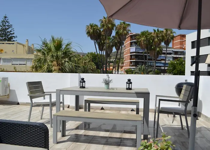 Pedregalejo House Apartamento