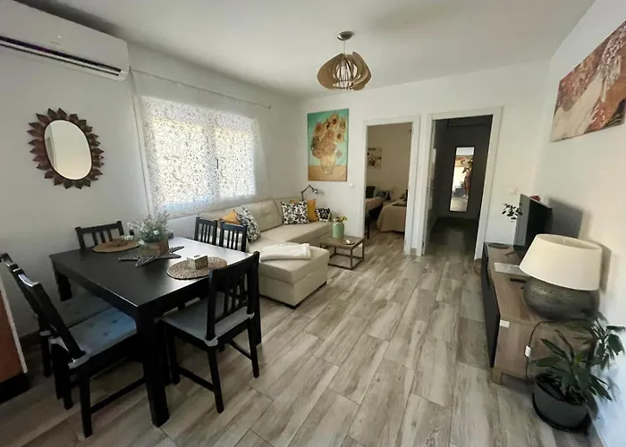 Pedregalejo House *