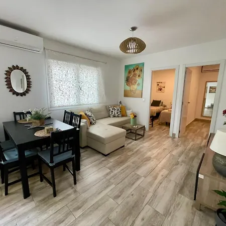 Pedregalejo House Apartment *
